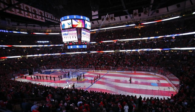 NHL attendance Chicago Blackhawks