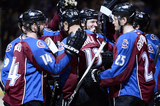 Jarome Iginla Celebrates