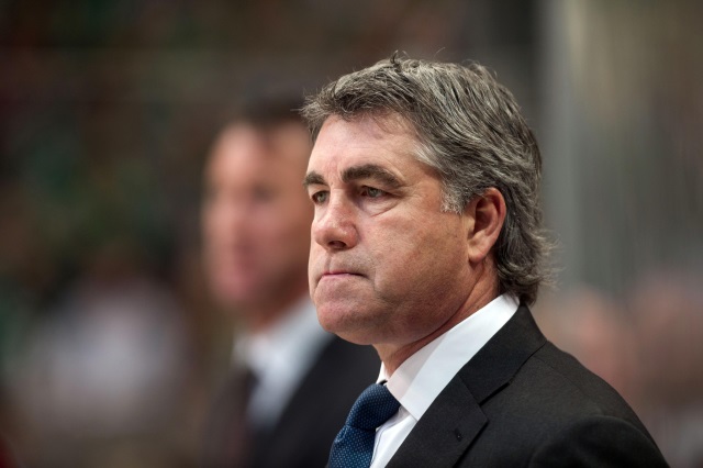 Arizona Coyotes head coach Dave Tippett