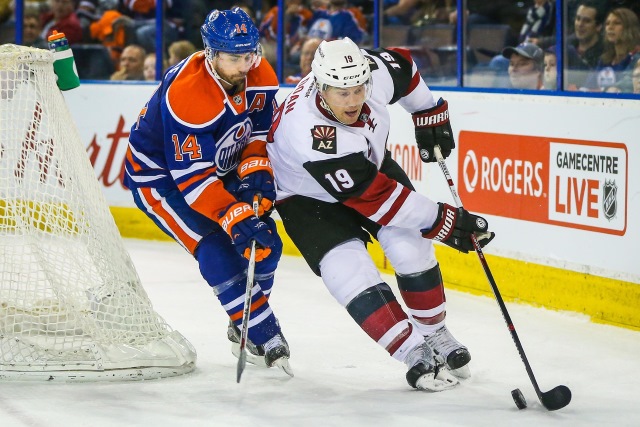 Shane Doan of the Arizona Coyotes and Jordan Eberle of the Edmonton Oilers