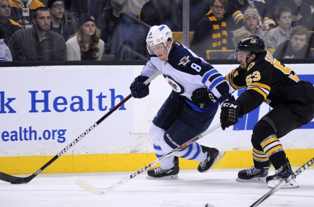 Rumors of the Boston Bruins offer sheeting Jacob Trouba