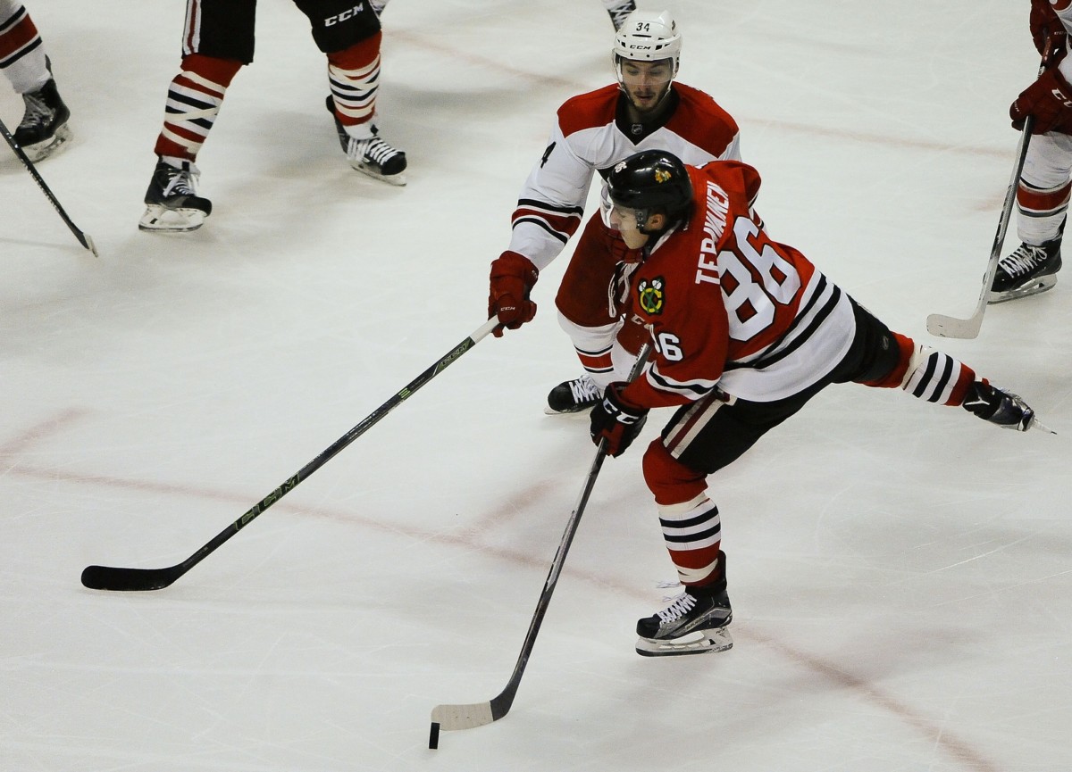 Teuvo Teravainen traded to the Carolina Hurricanes