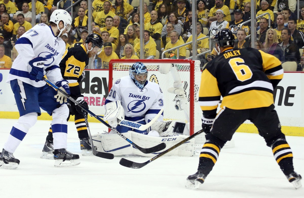 Ben Bishop against the Pittsburgh Penguins