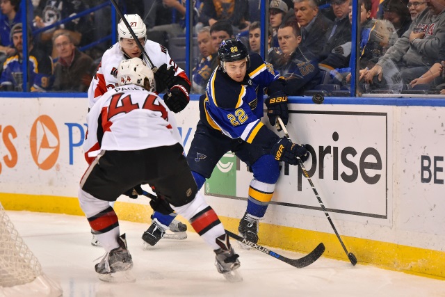 Kevin Shattenkirk pressured by two Ottawa Senators