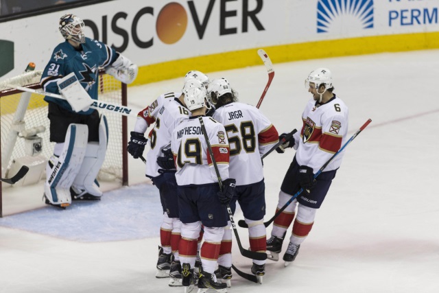 Jaromir Jagr records his 1,900th NHL point last night