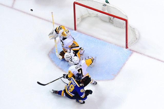 Matt Cullen and Marc-Andre Fleury of the Pittsburgh Penguins