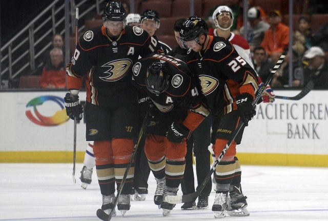 Anaheim Ducks defenseman Cam Fowler injured his knee last night