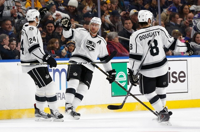 Los Angeles Kings forward Jeff Carter undergoes surgery to repair a cut tendon