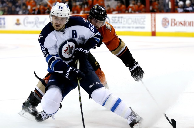 Ryan Kesler returns ... Mark Scheifele leaves with upper-body injury