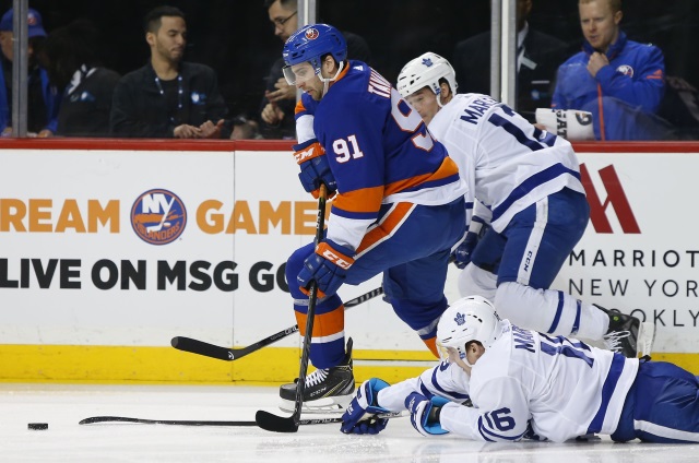 Can new Toronto Maple Leafs GM Kyle Dubas make a big splash with UFA John Tavares?