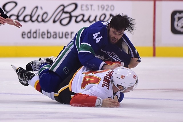 Teams will use taxi squads to help with their cap and for their prospects. Joe Thorton starts on Leafs top line. Travis Hamonic to Canucks on a PTO.