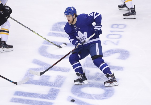 Bob McKenzie updates the Toronto Maple Leafs and William Nylander situation.