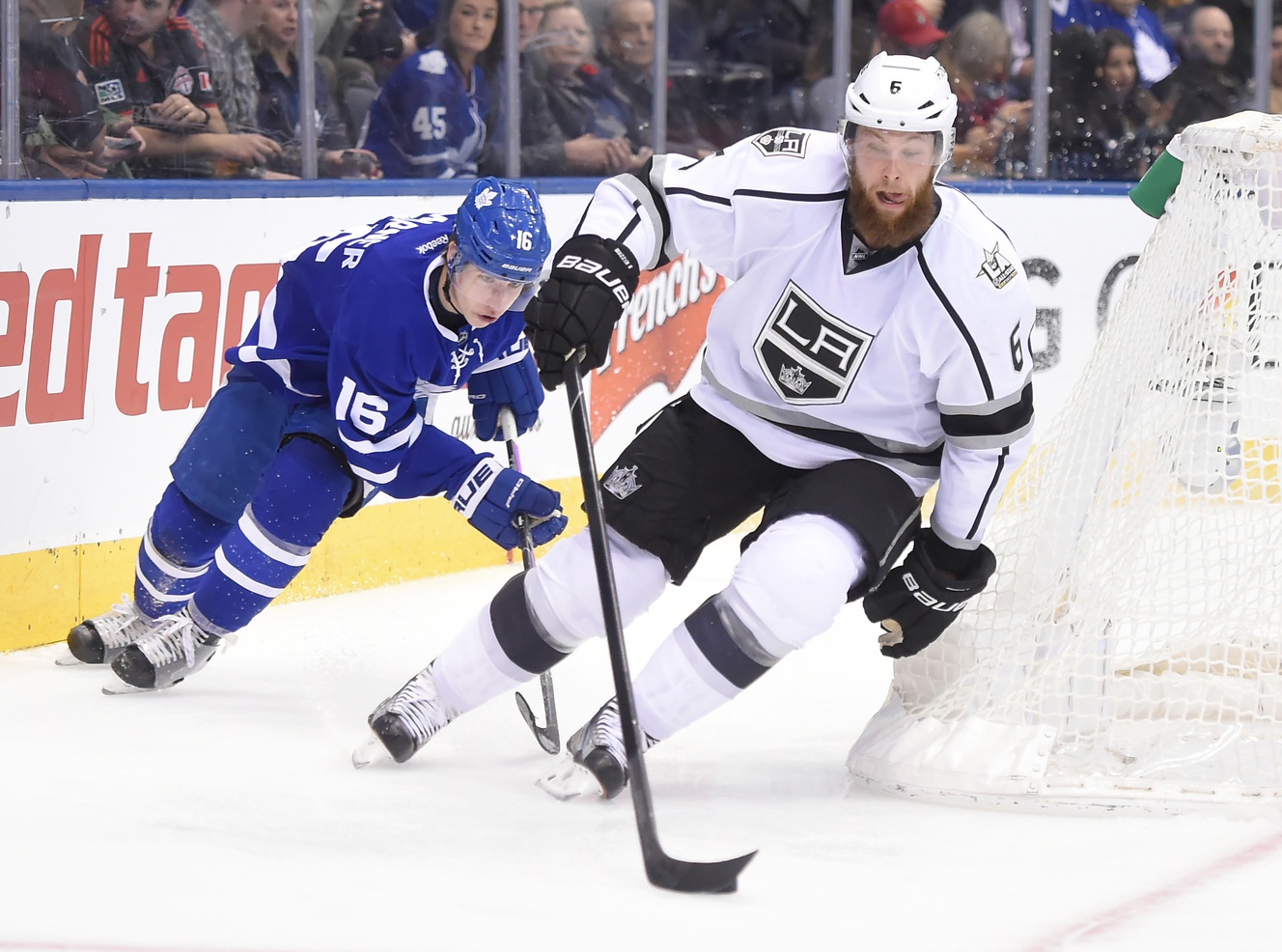 The LA Kings have traded defenseman Jake Muzzin to the Toronto Maple Leafs.