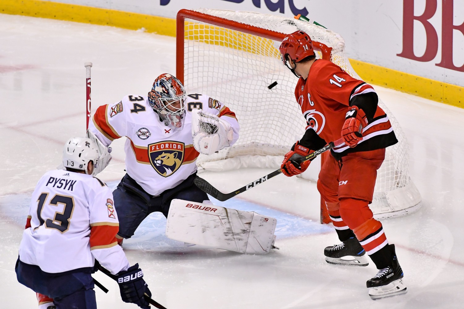 The Carolina Hurricanes have traded goaltender Scott Darling and a 2020 6th round pick to the Florida Panthers for goaltender James Reimer.