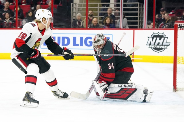 The Ottawa Senators traded forwards Cedric Paquette and Alex Galchenyuk to the Carolina Hurricanes for forward Ryan Dzingel.