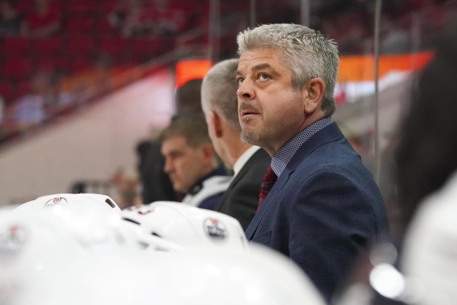 Todd McLellan is the new man behind the Los Angeles Kings bench. He has plenty of challenges ahead of him to bring the Kings out of the Pacific basement.