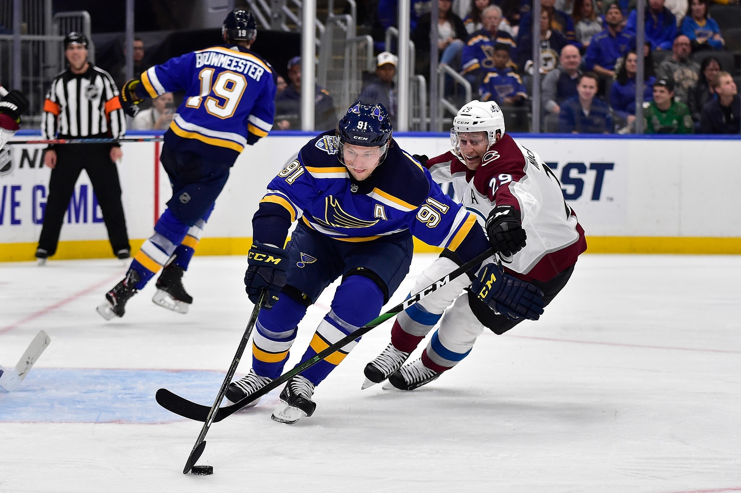 Vladimir Tarasenko leaves last night's game early.