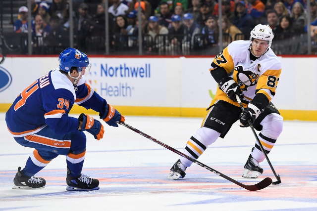 Sidney Crosby left last night's game with a foot injury.