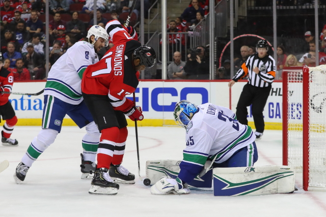 The Vancouver Canucks remain interested in New Jersey Devils Wayne Simmonds.