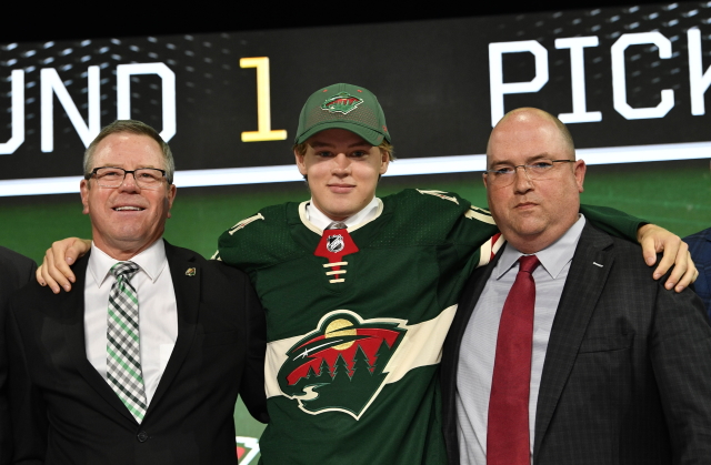 Minnesota Wild 2018 first-round pick Filip Johansson signed a two-year contract with Frolunda.