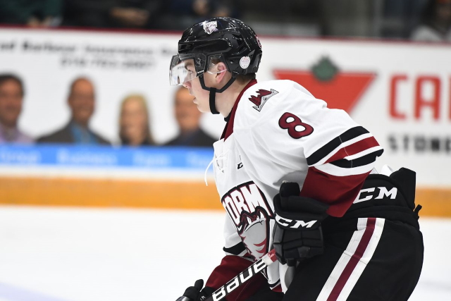 The Montreal Canadiens sign 2018 draft pick Cameron Hillis.