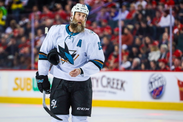 Joe Thornton shaves his beard off but reveals an injured hand?