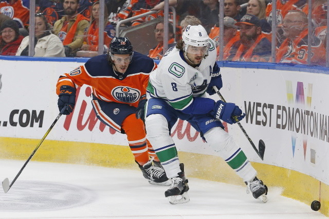 Chris Tanev hopes to remain with the Canucks