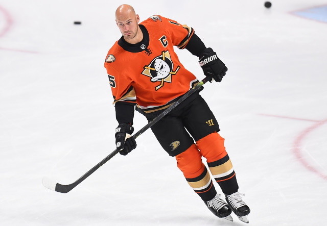 Ducks coach gets a vote of confidence. Ryan Getzlaf won't get traded unless he asks to go to a contender.