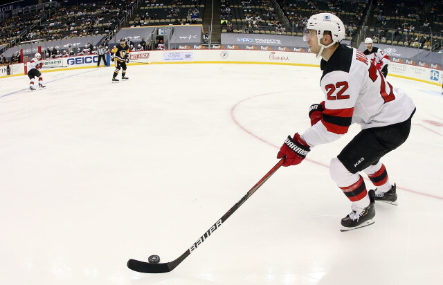 Colorado Avalanche sign defenseman Ryan Murray. Philipp Grubauer's contract is fixed. Players who filed for salary arbitration.