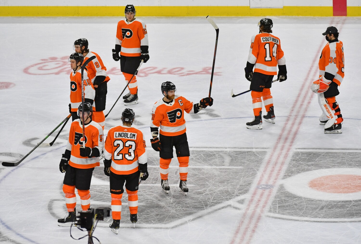 2021-22 Philadelphia Flyers season primer: salary cap projections, offseason moves, roster, 2021-22 free agents, 2022 draft picks, schedule.