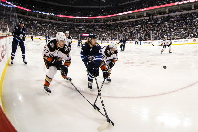 Talks between the Ducks and Hampus Lindholm, Rickard Rakell are not ongoing. Quick hits on Nick Paul Calvin de Haan, Mete, Chychrun, DeBrusk.