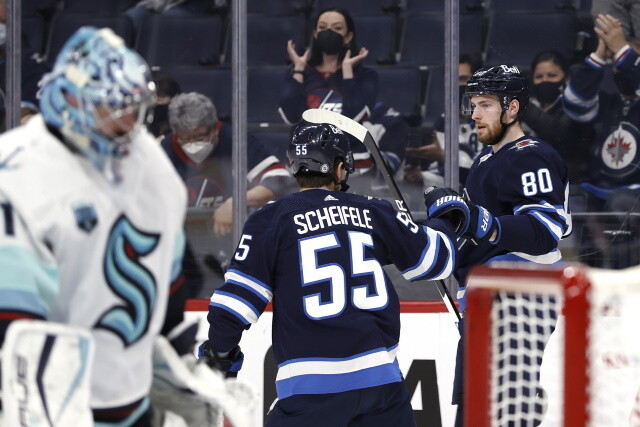 Is the end nearing for Wayne Simmonds? On Winnipeg Jets Mark Scheifele, Pierre-Luc Dubois, Adam Lowry and idea of John Klingberg.