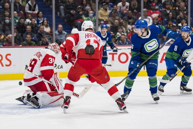 Potential coaching candidates for the Detroit Red Wings. Is Patrik Allvin wanting his own guy behind the Vancouver Canucks bench?