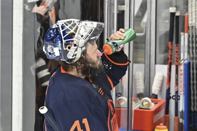 Edmonton Oilers goaltender Mike Smith isn't sure if he'll be playing next season. What could the Oilers do if he retires?