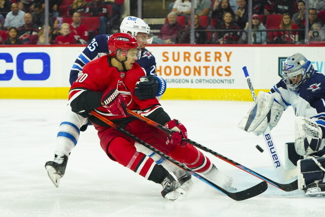 The New York Islanders sign four players. The Hurricanes sign Paul Stastny. Ryan Ellis doubtful to start the season with the Flyers.