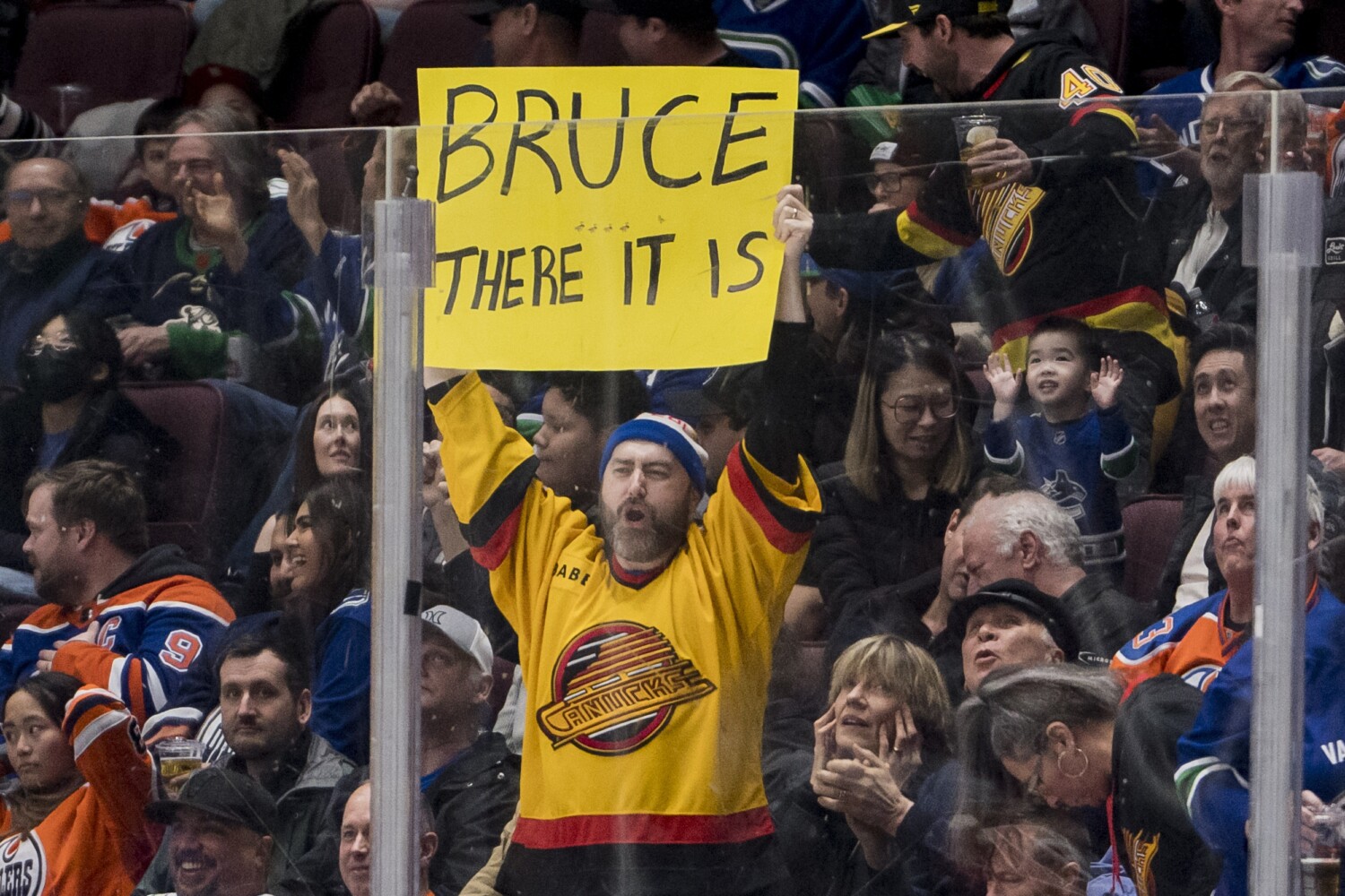 It's almost over for Bruce Boudreau and the Vancouver Canucks. He's not been fired yet but Rick Tocchet will be announced as head coach on Monday.