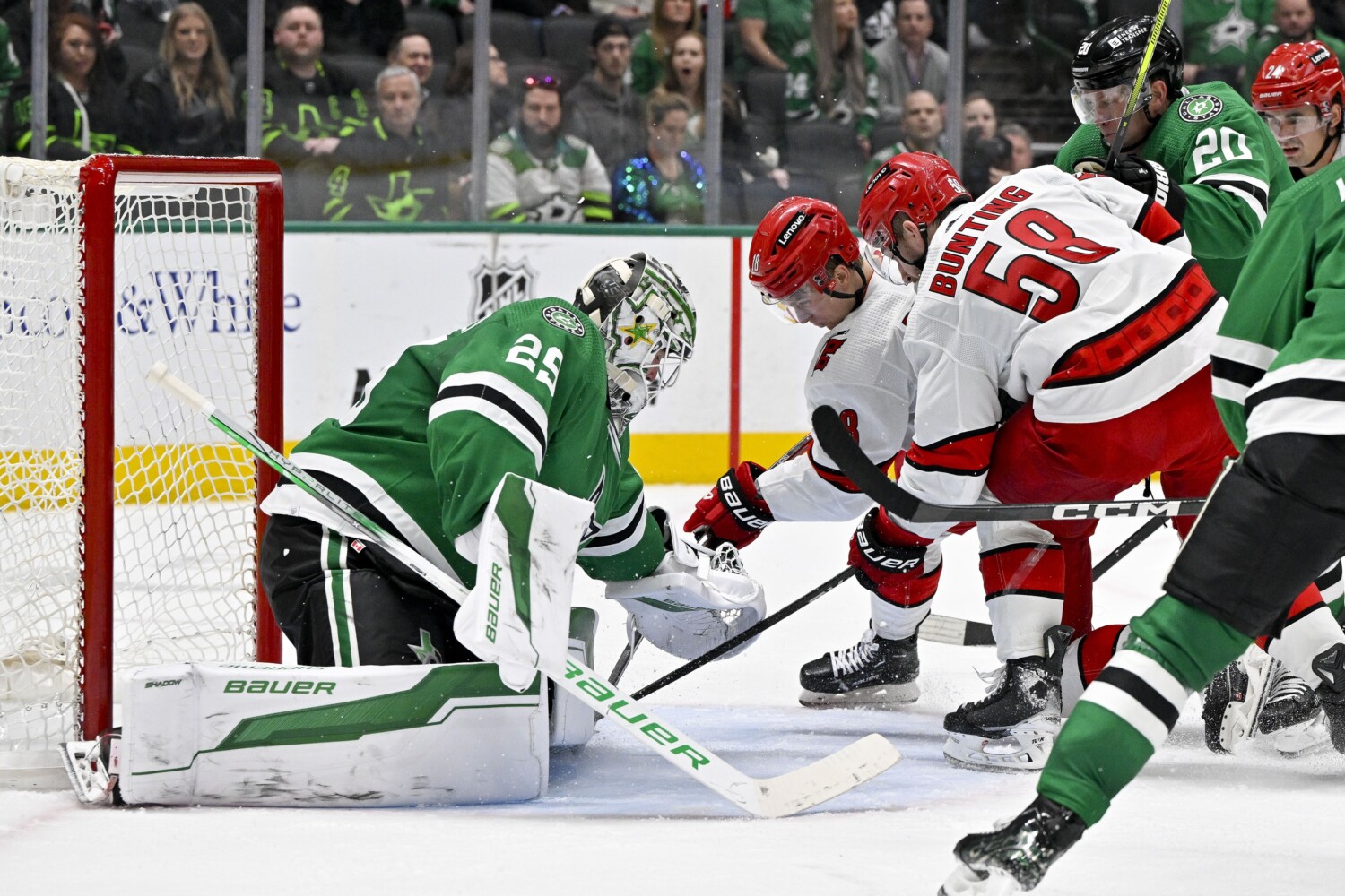 NHL: Carolina Hurricanes at Dallas Stars