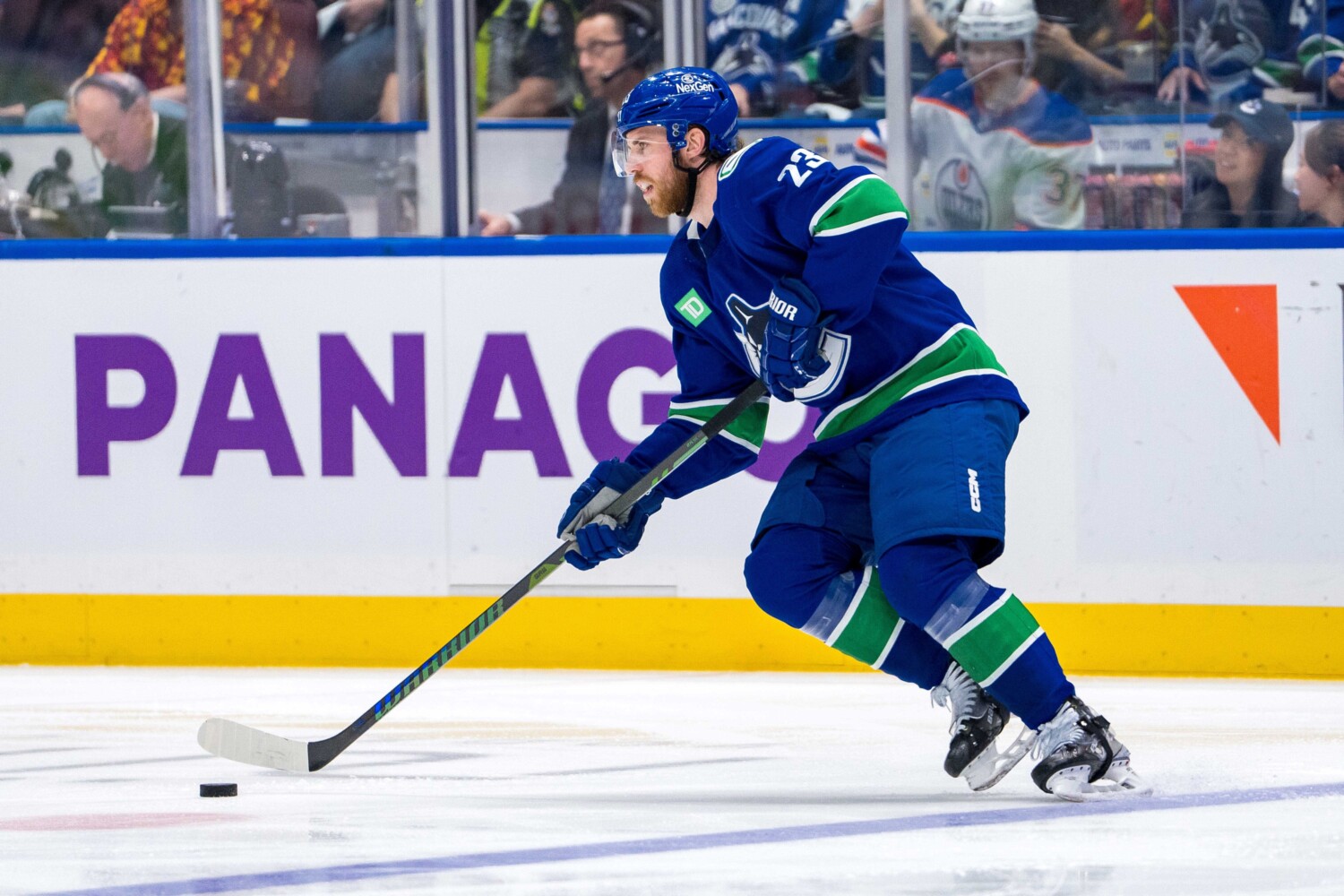 The Vancouver Canucks could be thinking seven years at $7 million per season for Elias Lindholm. Is that enough to get it done?