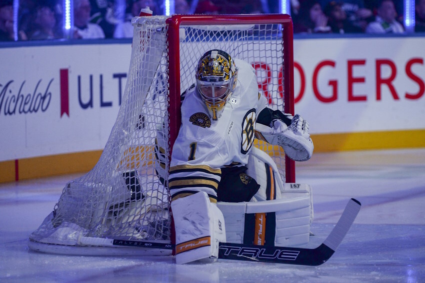 With Boston Bruins goalie Jeremy Swayman looking for top-tier goalie money, one analyst thinks he might not be there just but can be.